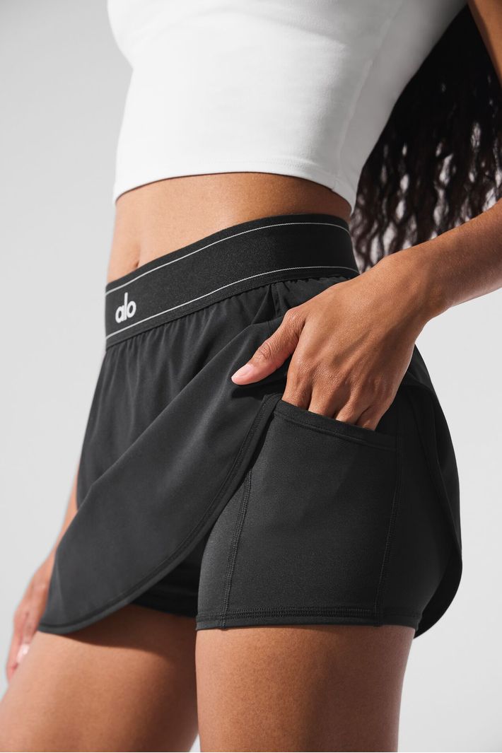 Saia Match Point Tennis Black - Alo Yoga