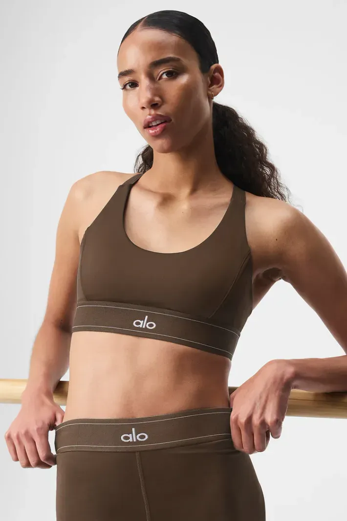 Top Airlift Suit Up Espresso - Alo Yoga