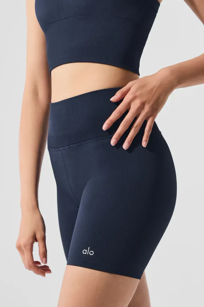 Shorts Seamless Ribbed Favorite Navy - Alo Yoga