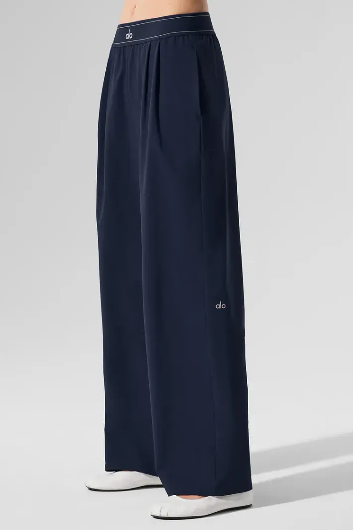 Calça Suit Up regular Navy - Alo Yoga