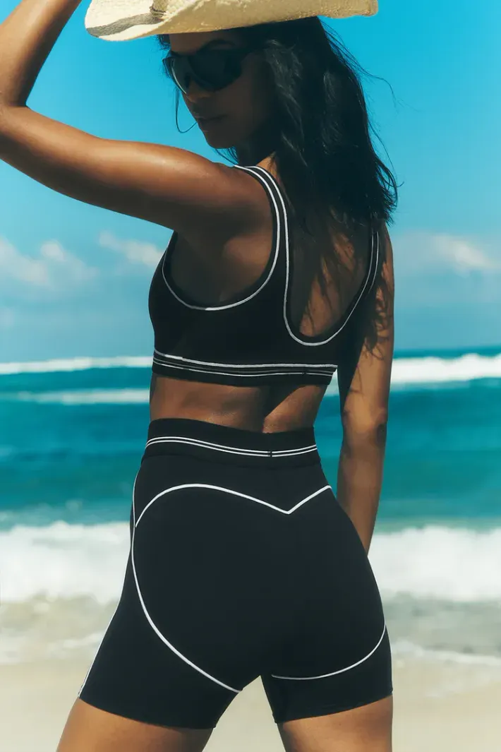 Shorts Airbrush Heart Throb Black - Alo Yoga