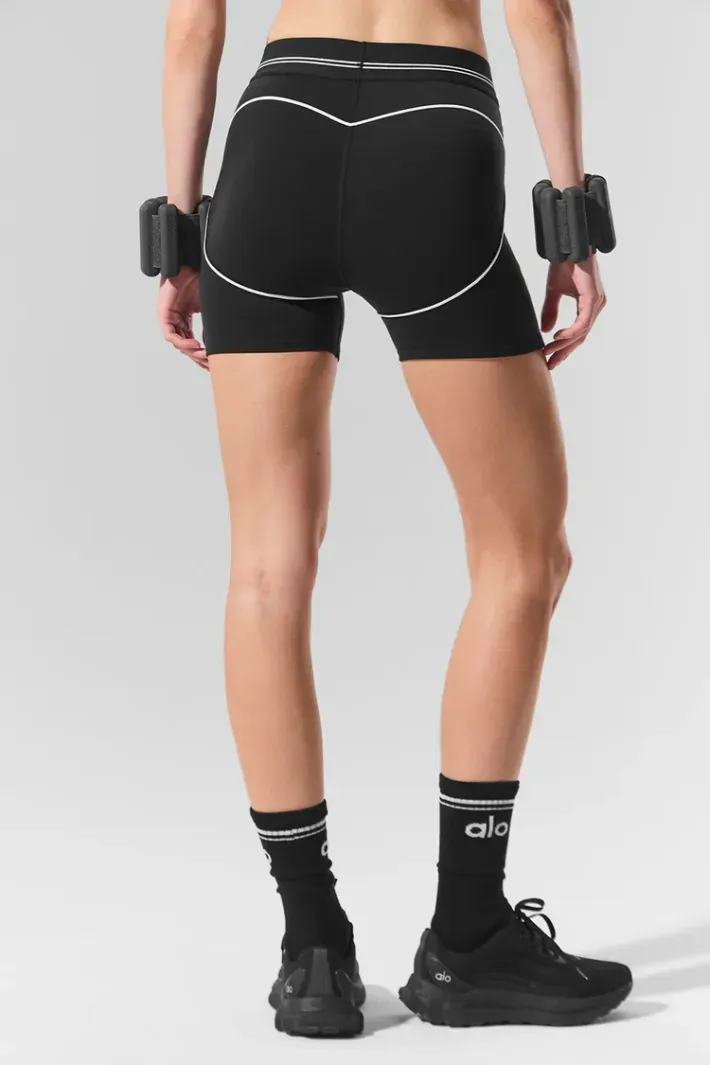 Shorts Airbrush Heart Throb Black - Alo Yoga