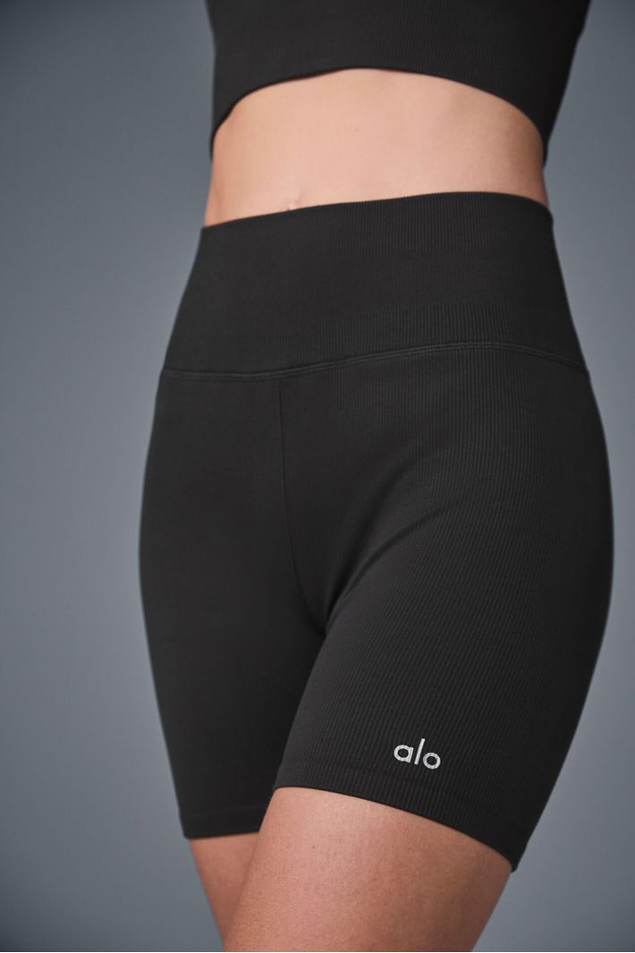Shorts Seamless Ribbed Favorite Black - Alo Yoga