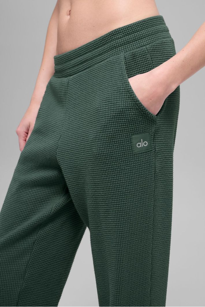 ALO アローヨガ　Waffle Weekend Escape セット Calça Jogger Waffle Weekend Escape Clover Green - Alo Yoga