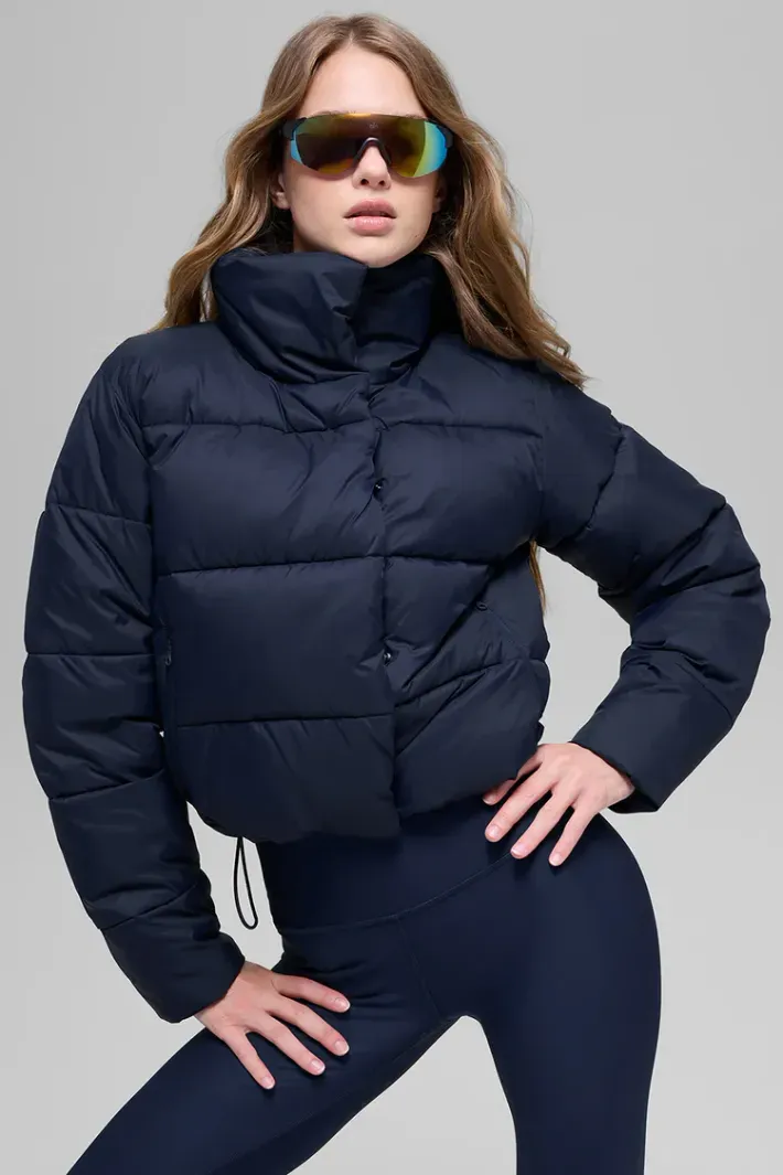 ジャケット・アウター ALO Yoga Gold Rush Puffer Jaqueta Gold Rush Puffer Navy - Alo Yoga