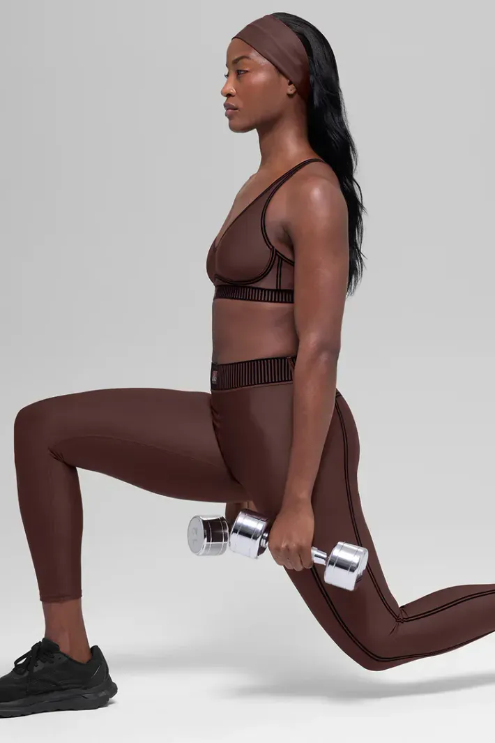 Top Airlift Line Up Brownstone - Alo Yoga