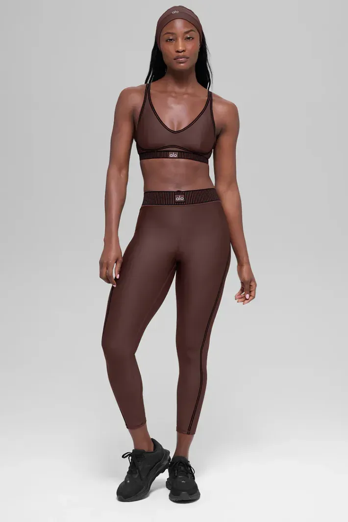 Top Airlift Line Up Brownstone - Alo Yoga