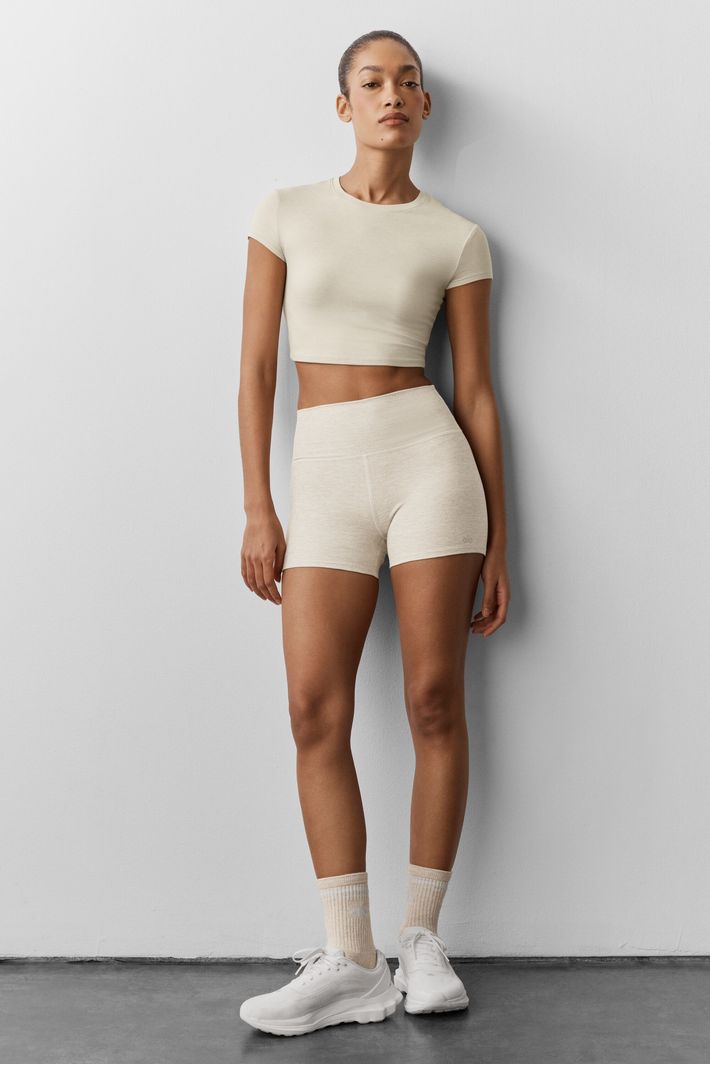 Camiseta Alosoft Crop Finesse Manga Curta Oatmeal Heather - Alo Yoga