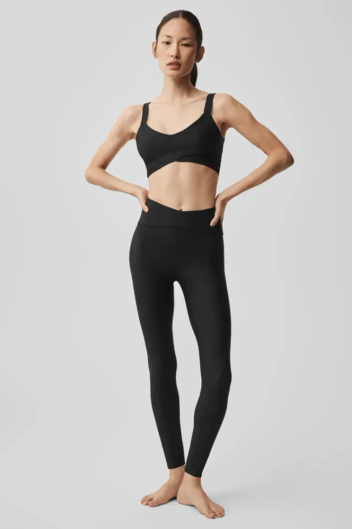 Top Airlift Horizon Black - Alo Yoga