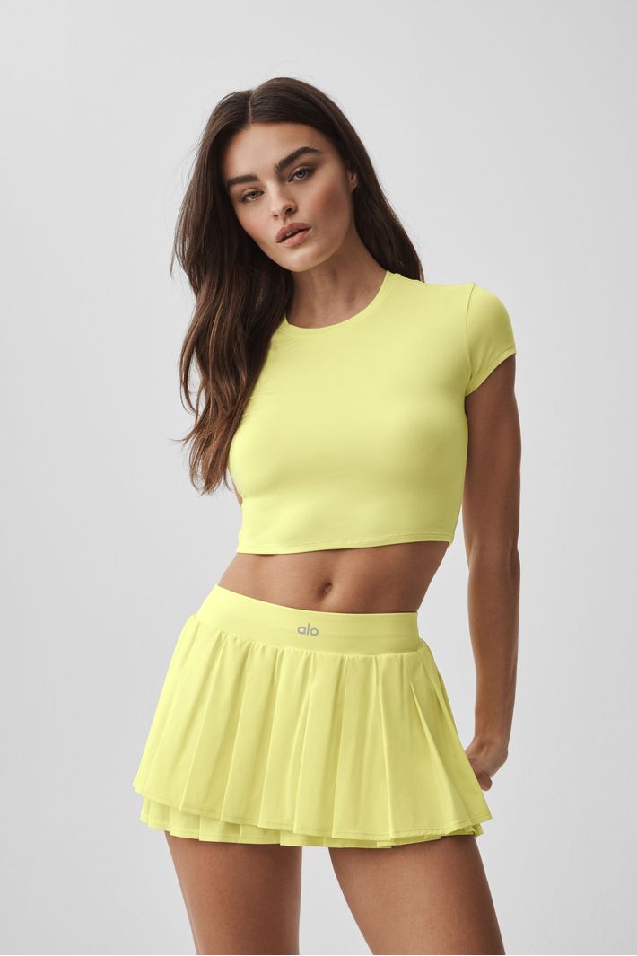 Camiseta Alosoft Crop Finesse Manga Curta Sunshine - Alo Yoga