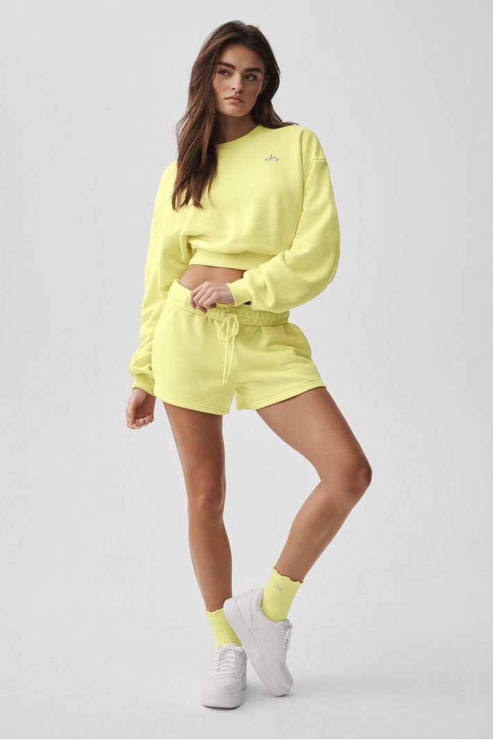 Moletom Cropped Accolade Crewneck Sunshine - Alo Yoga