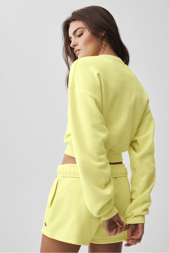 Moletom Cropped Accolade Crewneck Sunshine - Alo Yoga
