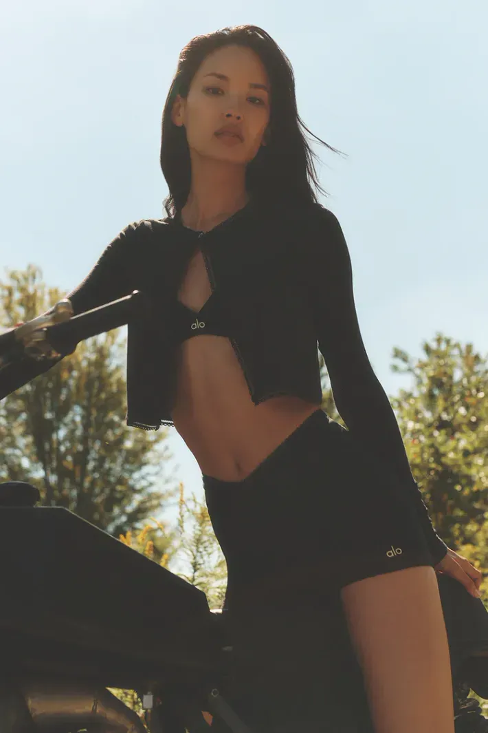 Shorts Alosoft Affection Black - Alo Yoga