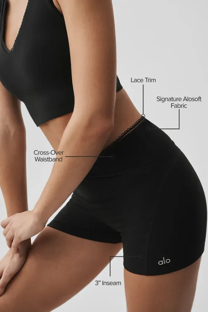 Shorts Alosoft Affection Black - Alo Yoga