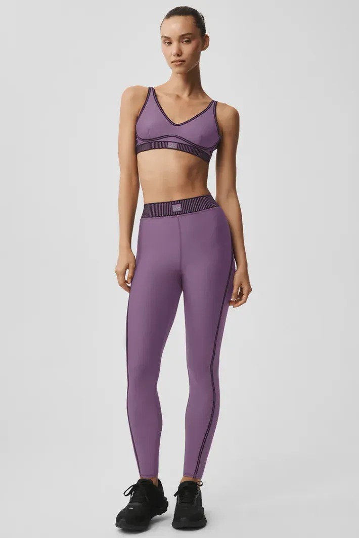 Top Airlift Line Up Plum Kiss - Alo Yoga