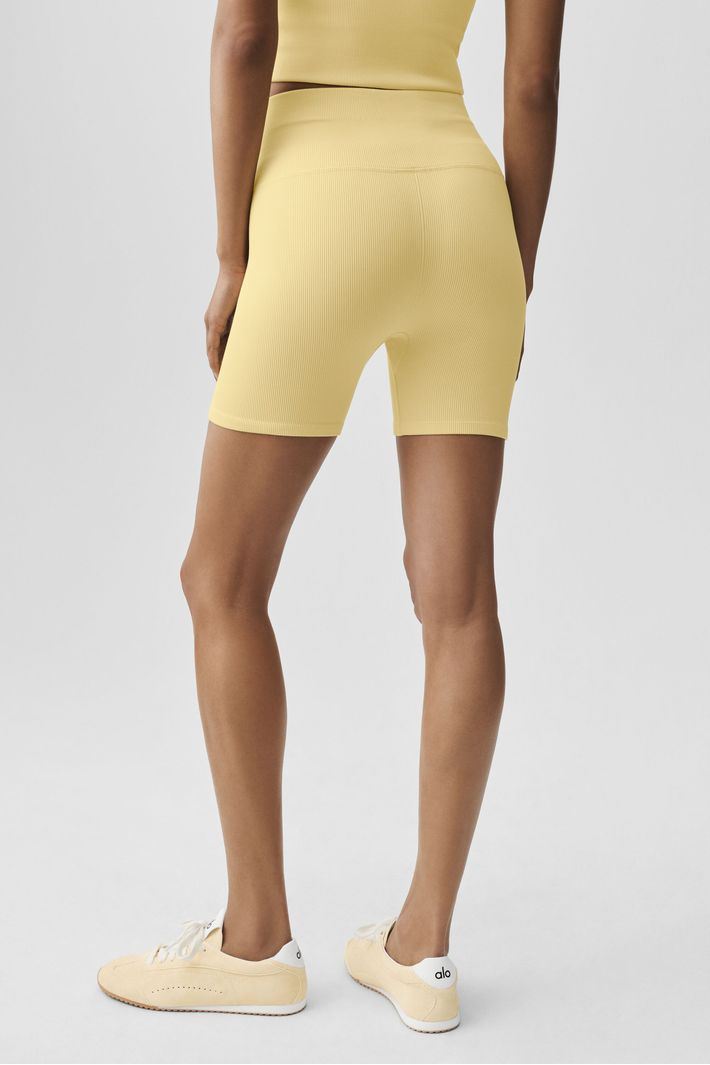 Short seamless ribbed favorite - Alo Yoga